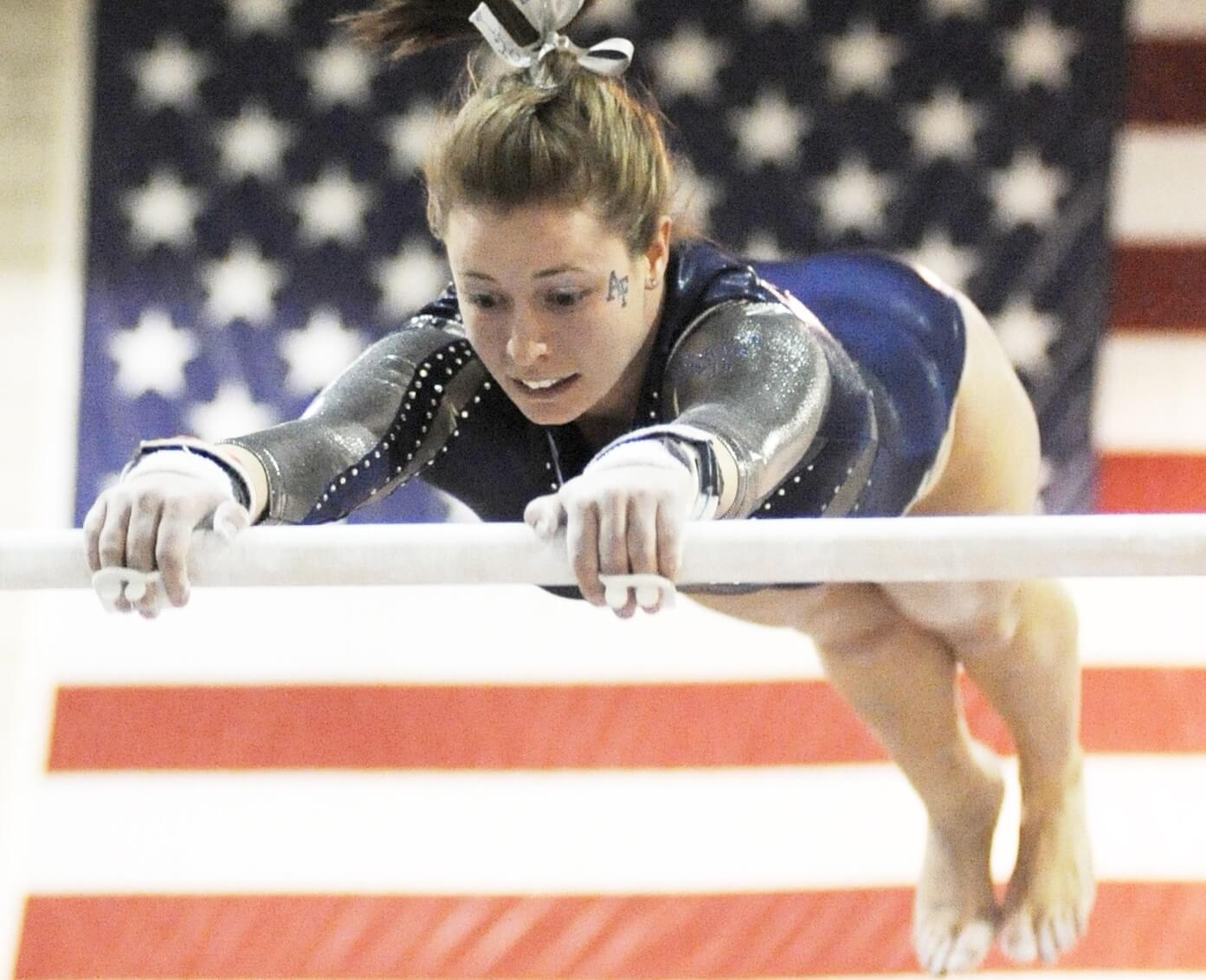 January 9, 2022: Alabama s Mati Waligora poses on the balance beam during  the NCAA, College